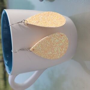 Bohemian Retro Teardrop Earrings Dangle Glittered Yellow 2.95 Drop New